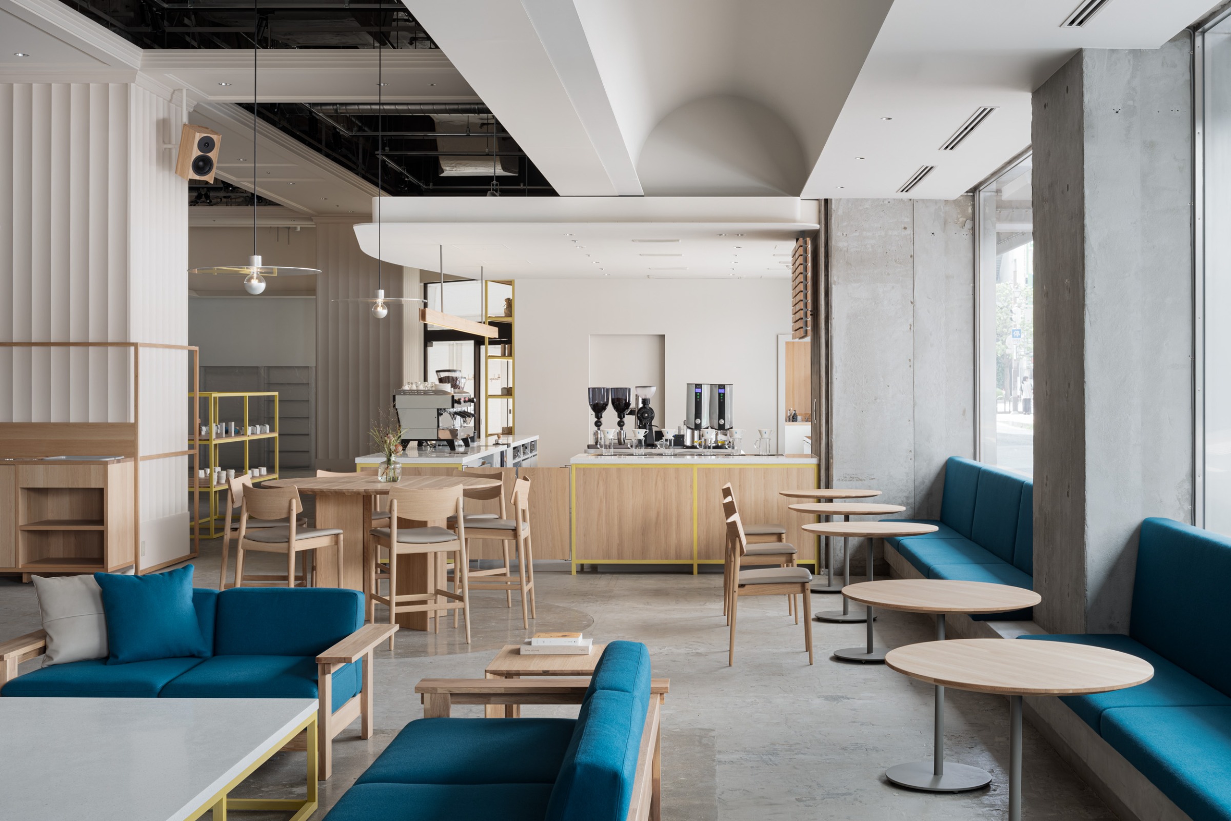 Blue Bottle Coffee Kobe Hankyu Cafe KEIJI ASHIZAWA DESIGN